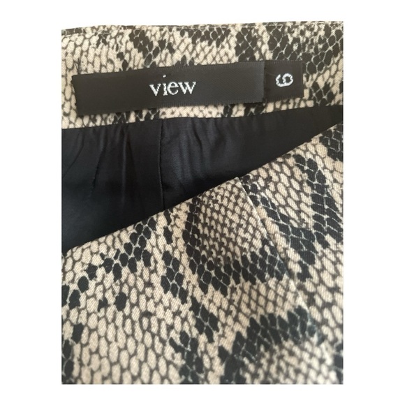 VIEW Chic Snake Print MIDI Pencil Skirt - Picture 3 of 5